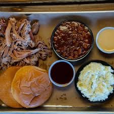 BBQ Sandwich Plate (includes 2 sides)